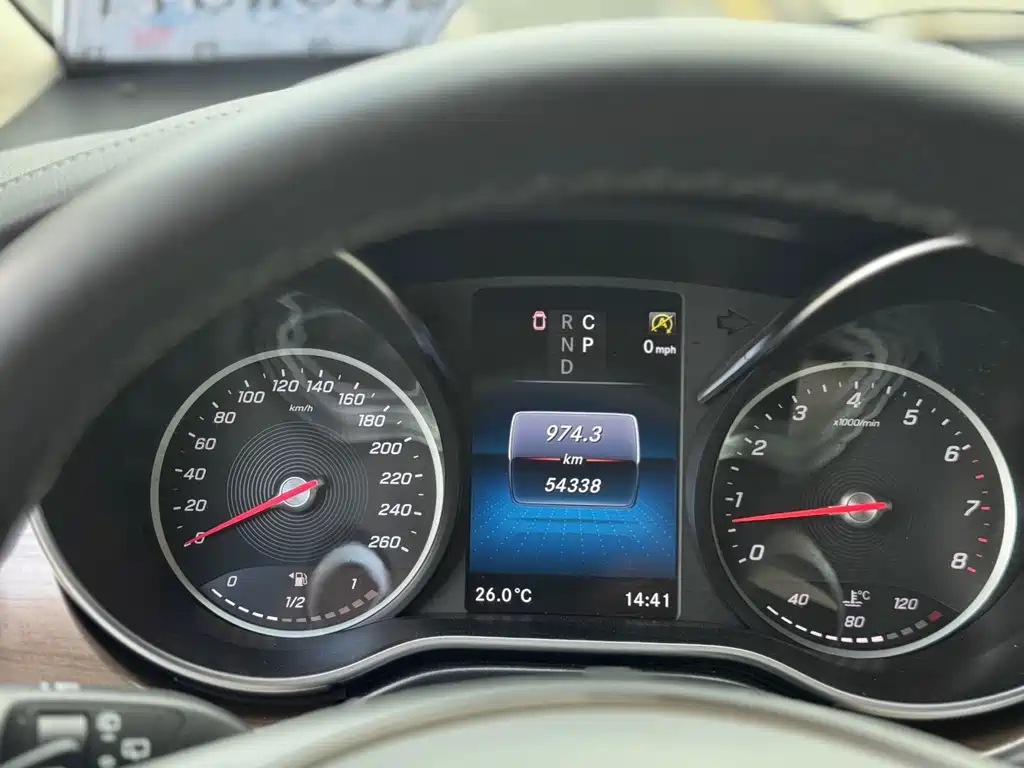 MERCEDES-BENZ V CLASS