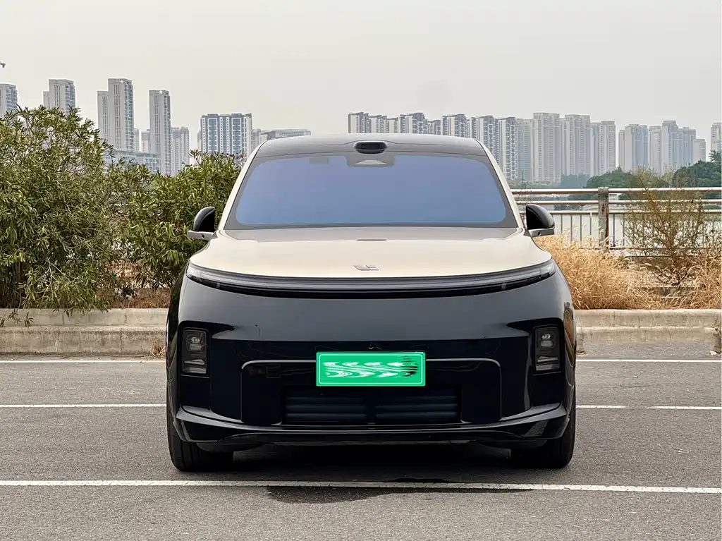 Li Auto Li L8 — миниатюра 2