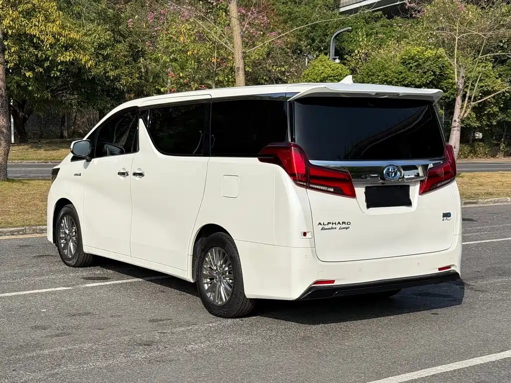 Toyota Alphard 2021 2.5L Luxury