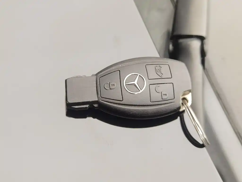 Mercedes-Benz Vito — миниатюра 19