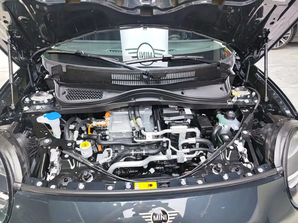 MINI MINI COOPER EV — миниатюра 20
