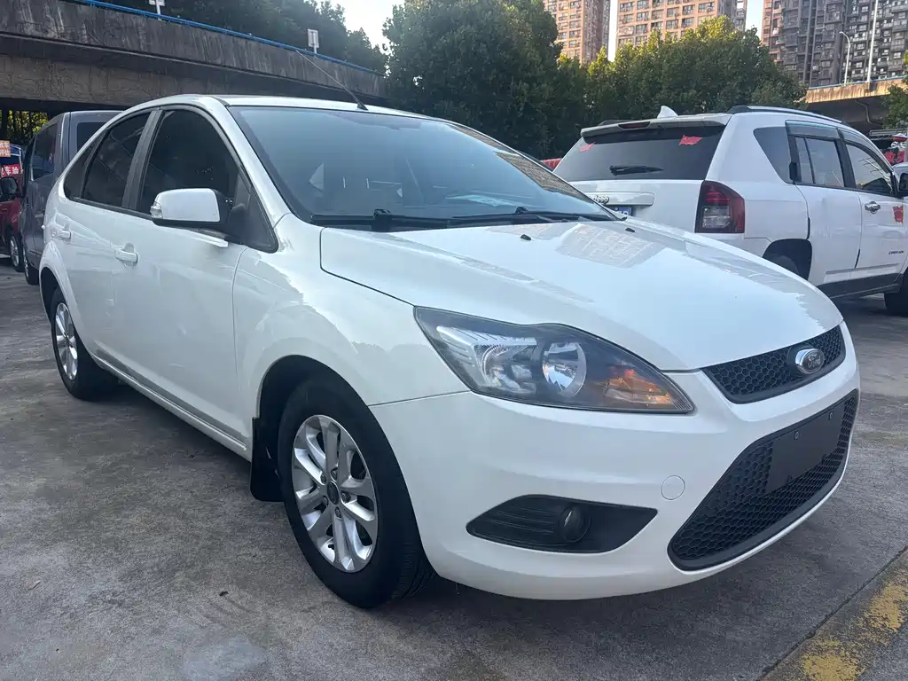 Ford Focus — миниатюра 3