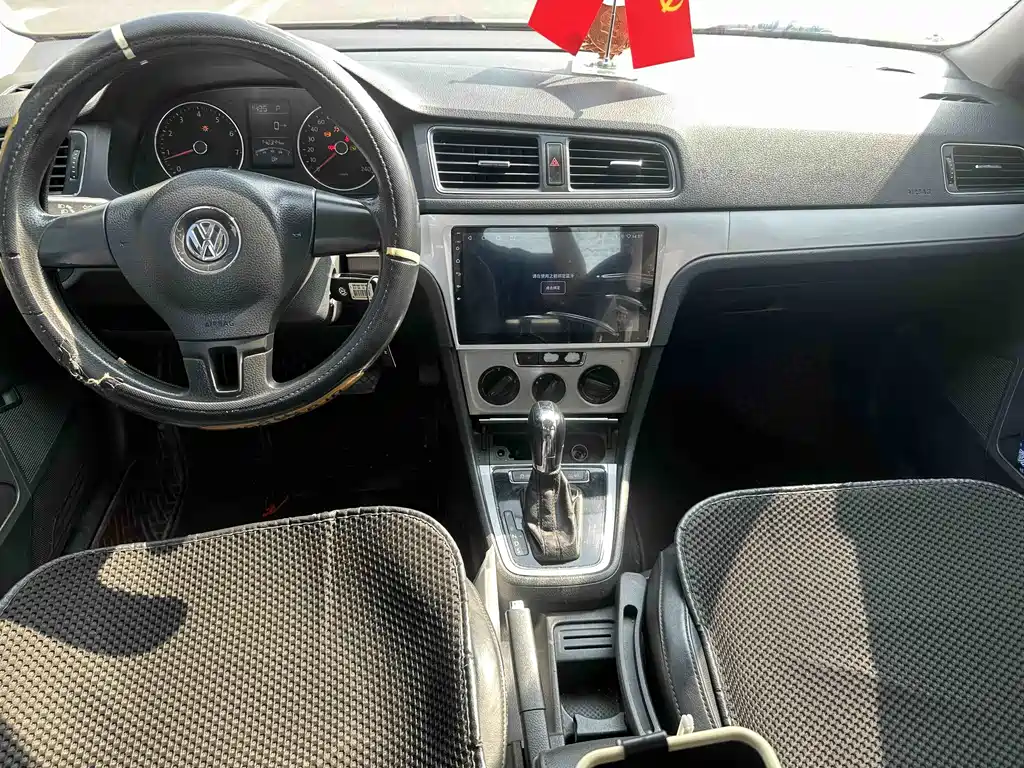 Volkswagen Lavida — миниатюра 6