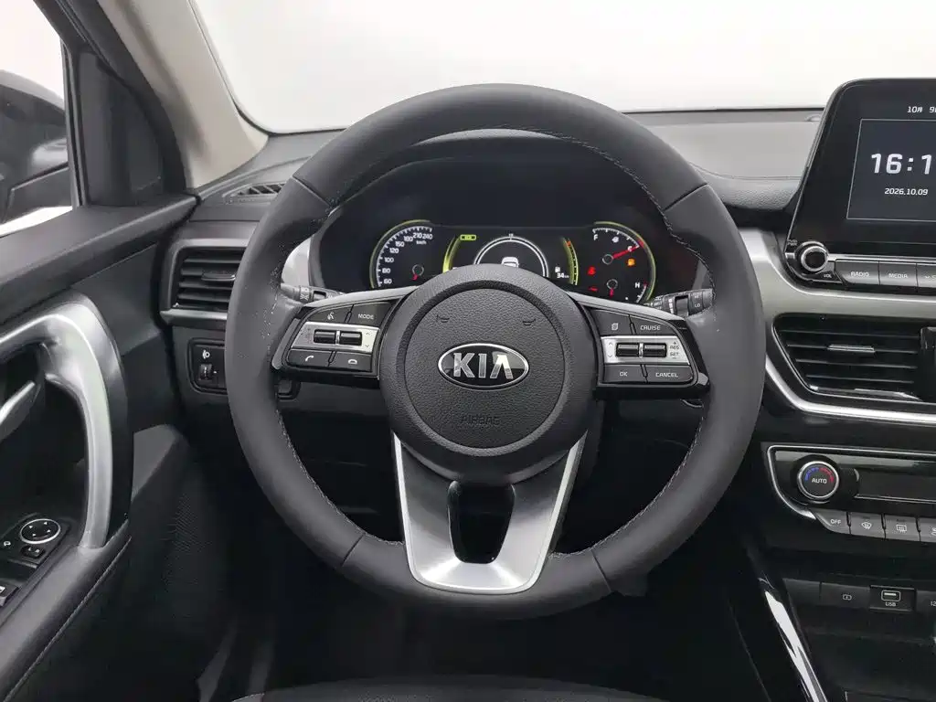 Kia Sportage — миниатюра 11