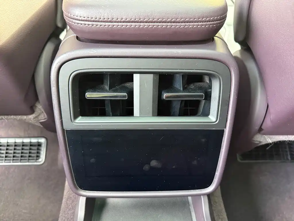 Porsche Taycan — миниатюра 12