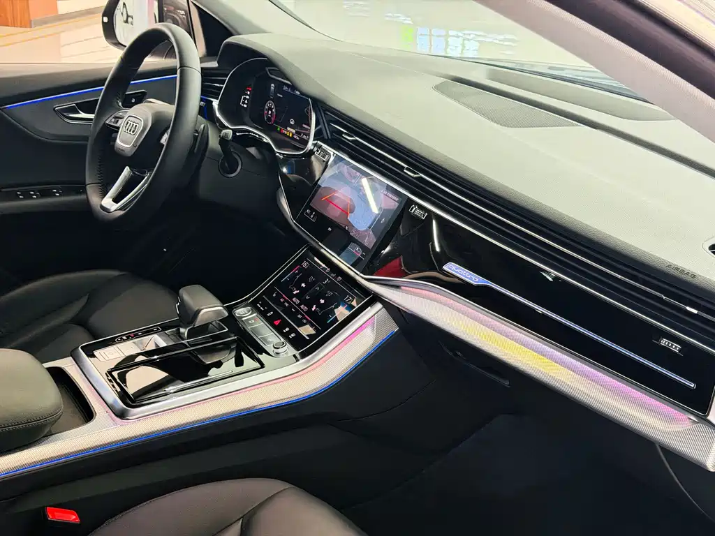 Audi Q8 — миниатюра 8