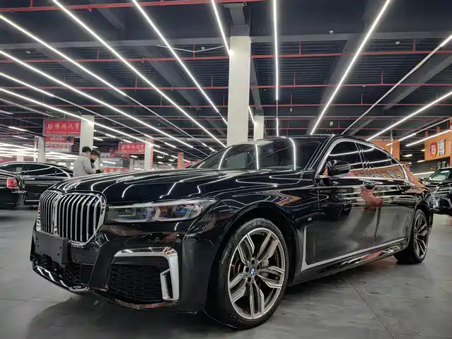 BMW 7 SERIES 2021