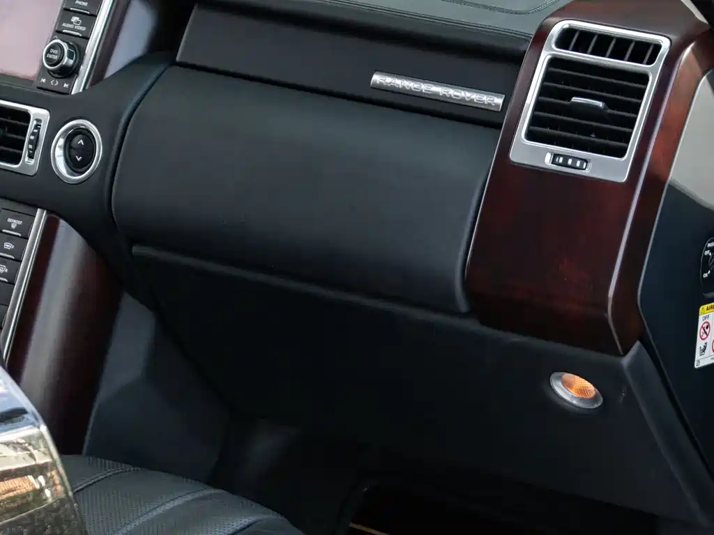 Land Rover Range Rover — миниатюра 15