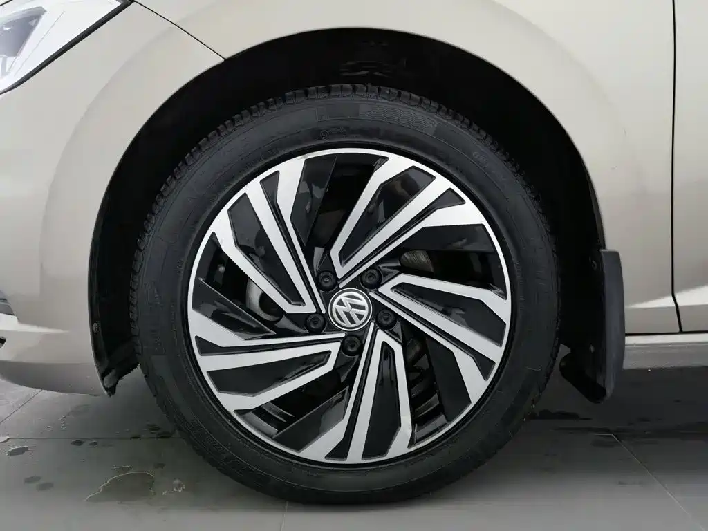 Volkswagen Sagitar — миниатюра 17