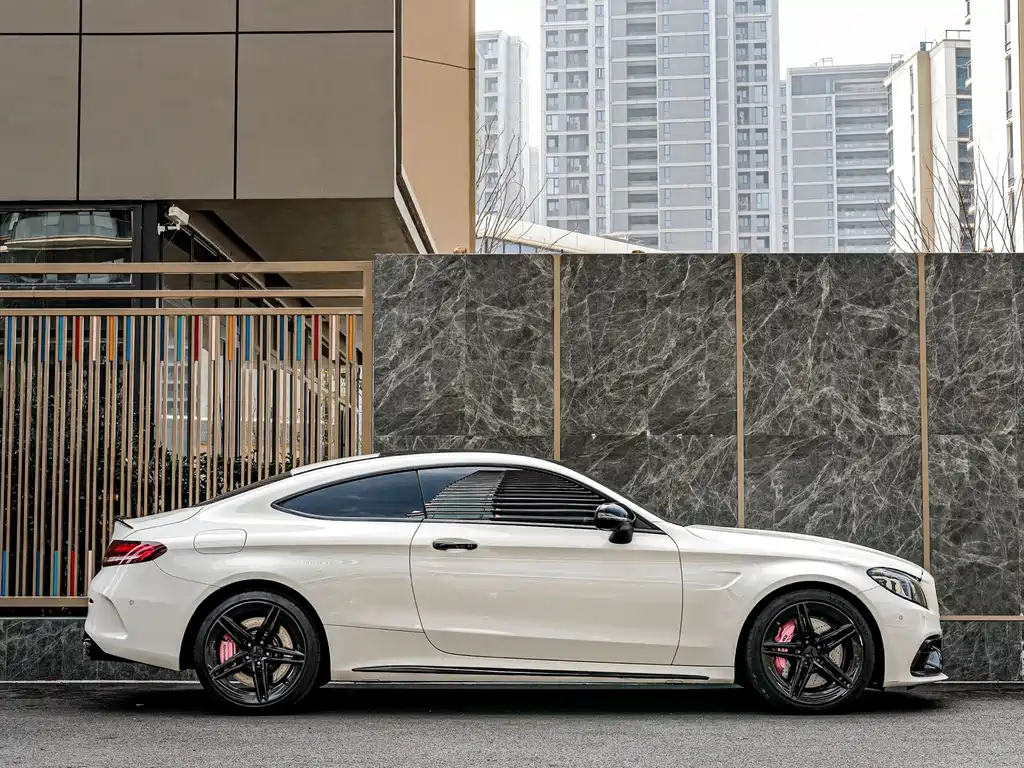 MERCEDES-BENZ C CLASS AMG