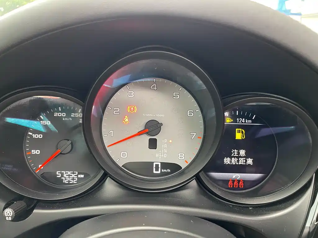 Porsche Macan — миниатюра 25