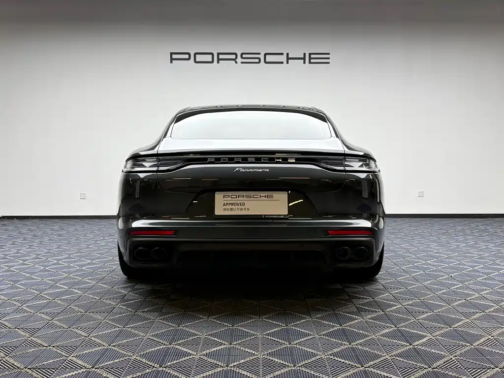 Porsche Panamera — миниатюра 2