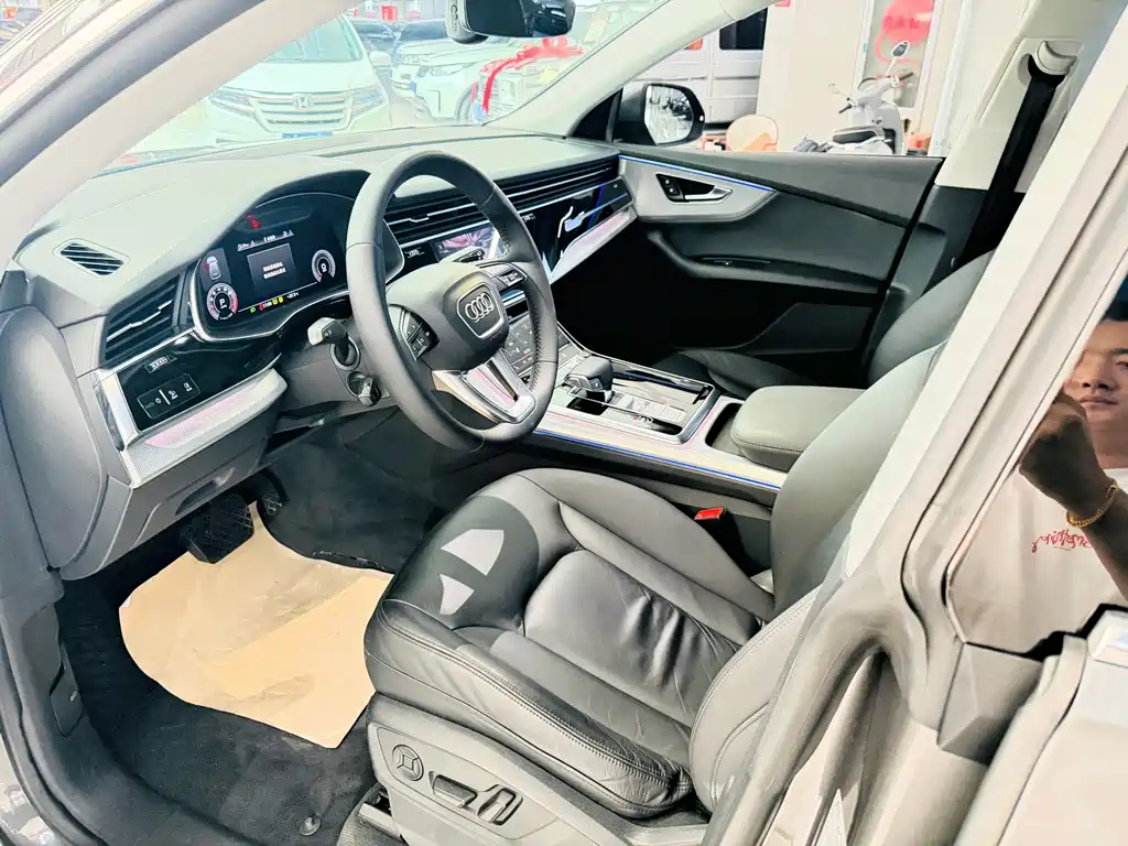 Audi Q8 — миниатюра 3