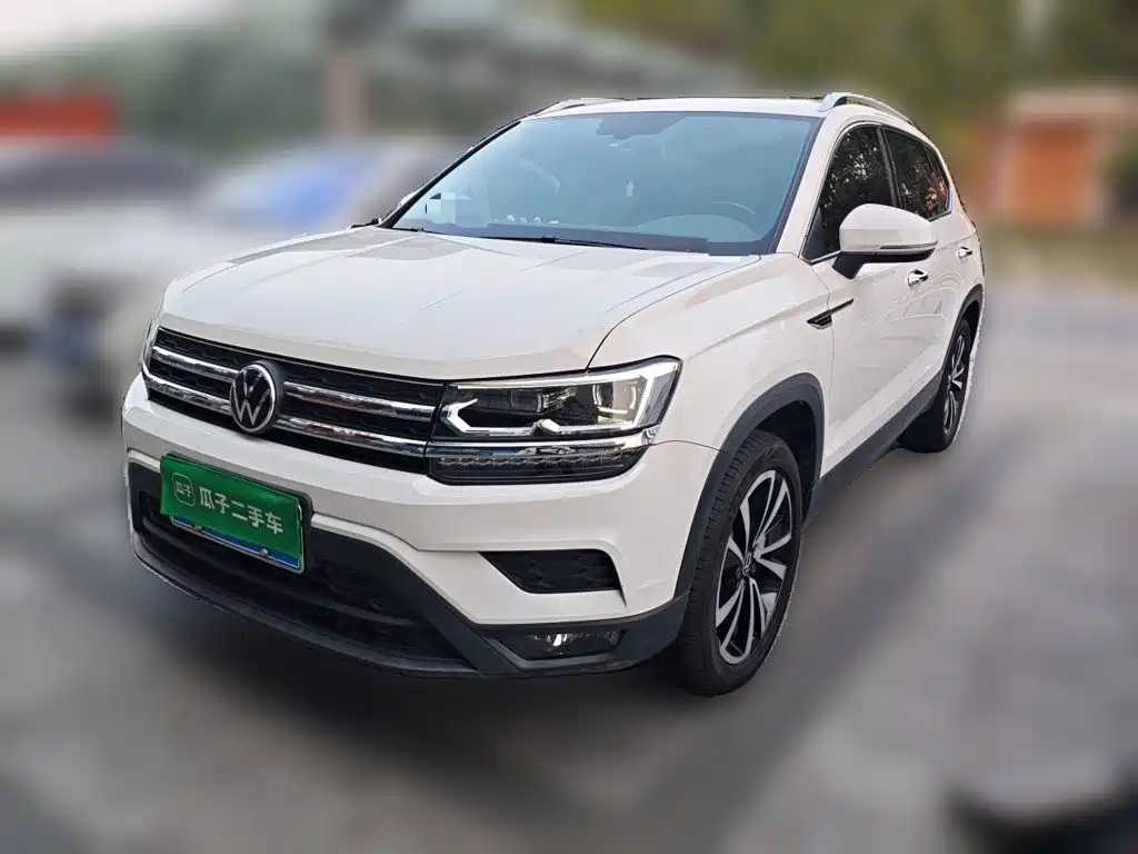 Volkswagen Tharu