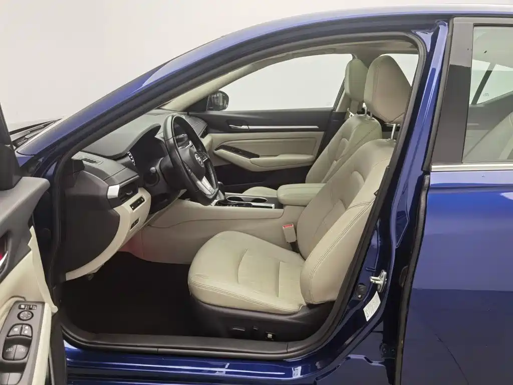 Nissan Teana — миниатюра 10