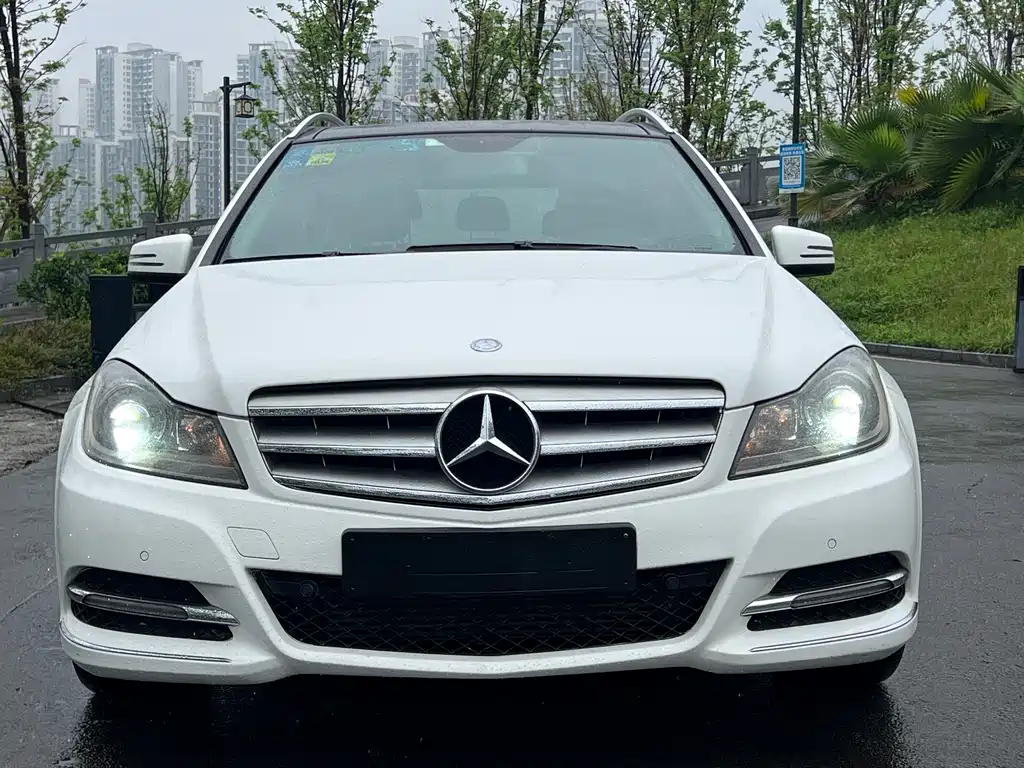 Mercedes-Benz C-Class (Import) C 200 Luxury Sport Touring Edition, фото 2