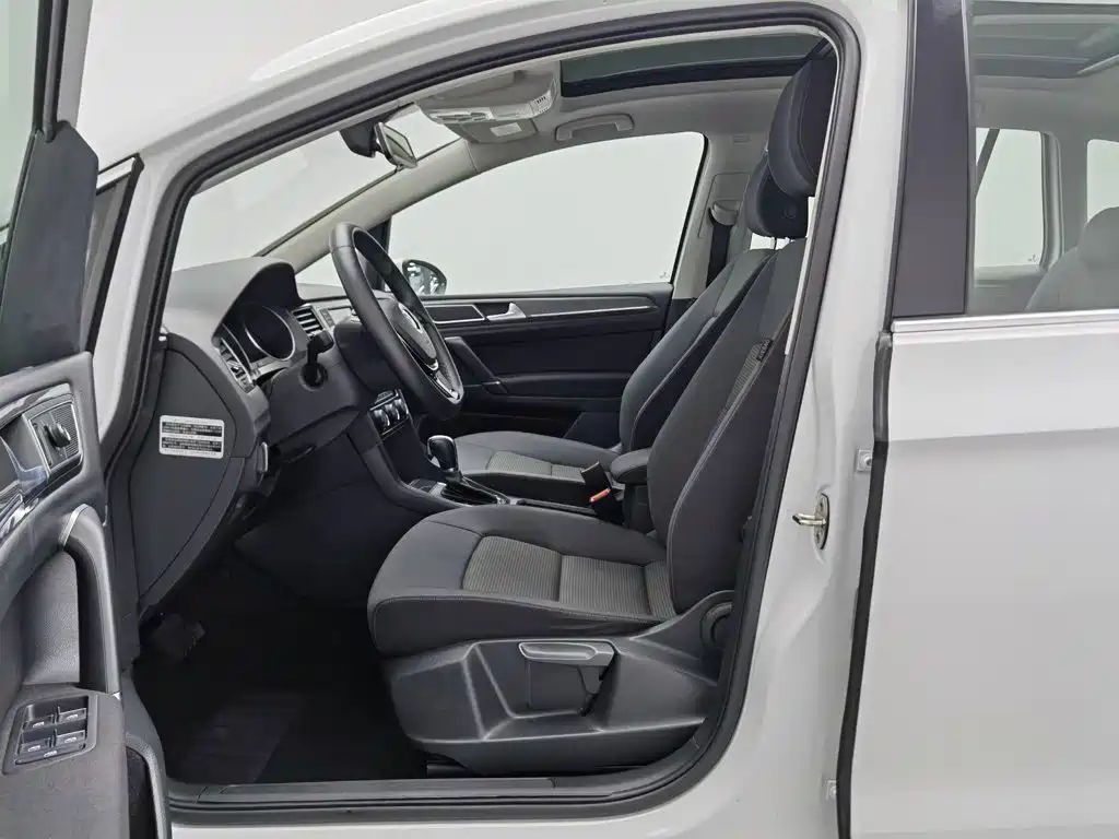 Volkswagen Golf Sportsvan — миниатюра 10