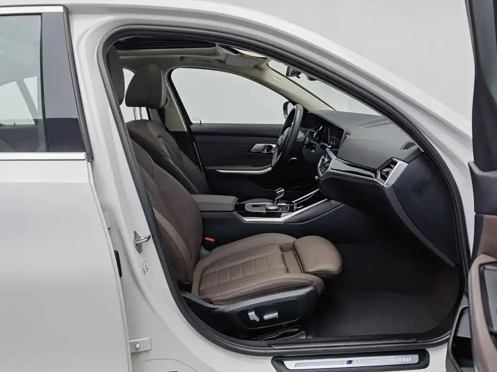 BMW 3 Series — миниатюра 23