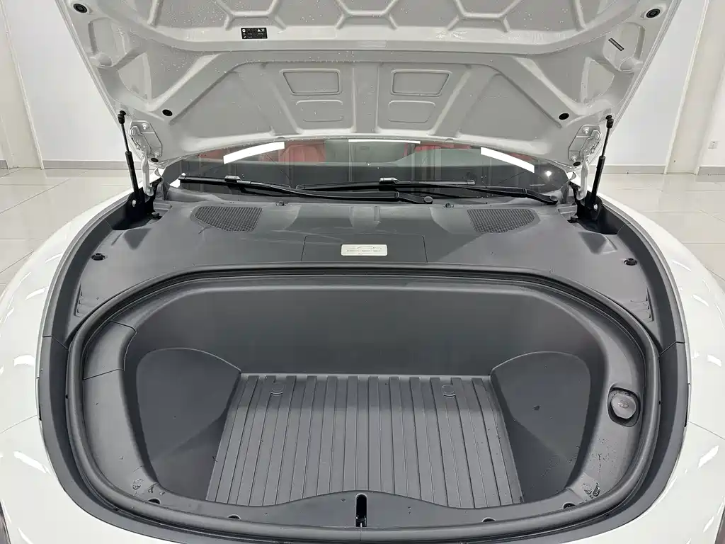 Xiaomi SU7 — миниатюра 25