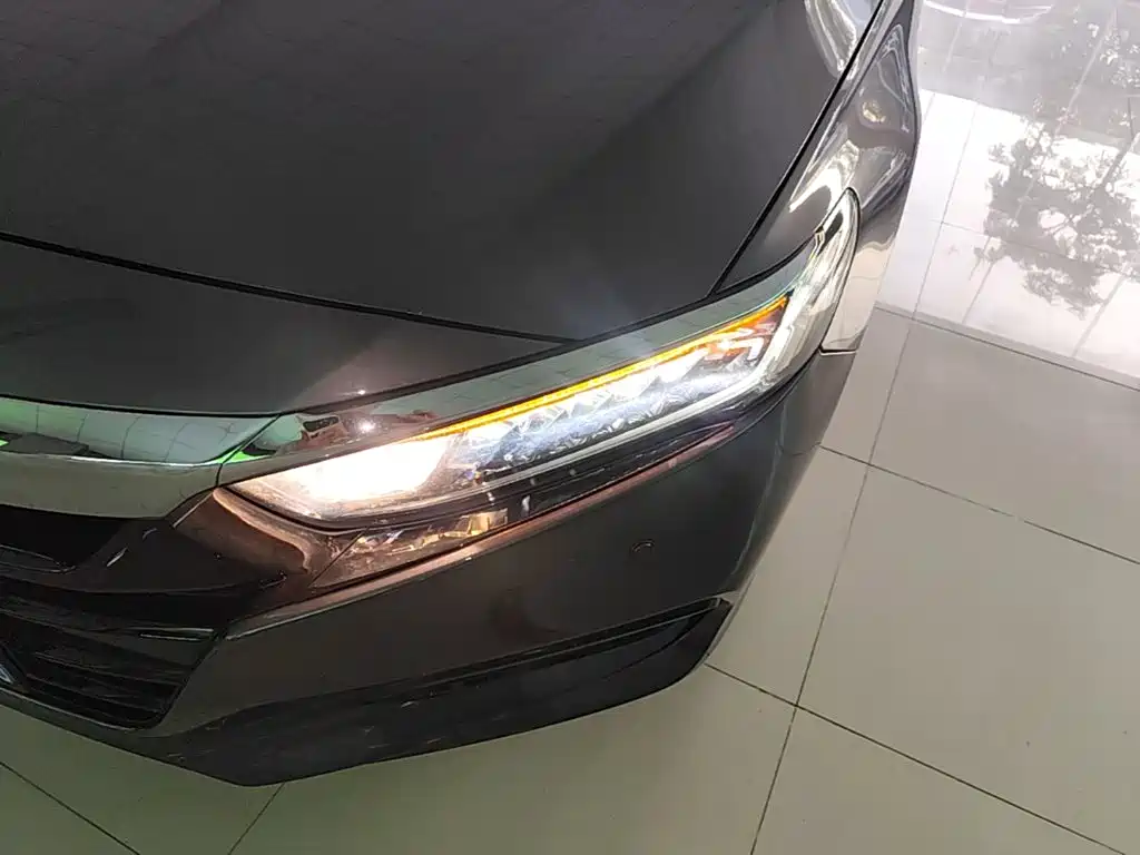 Honda Accord — миниатюра 24