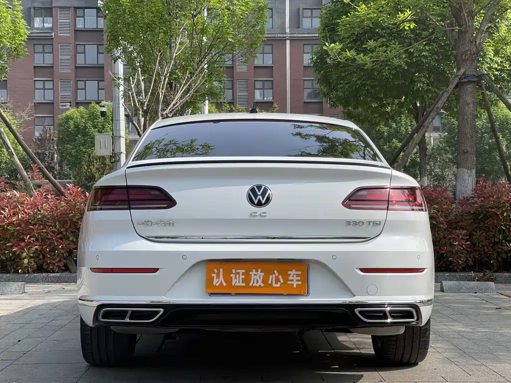 Volkswagen FAW - Passat CC CC 2025 330TSI