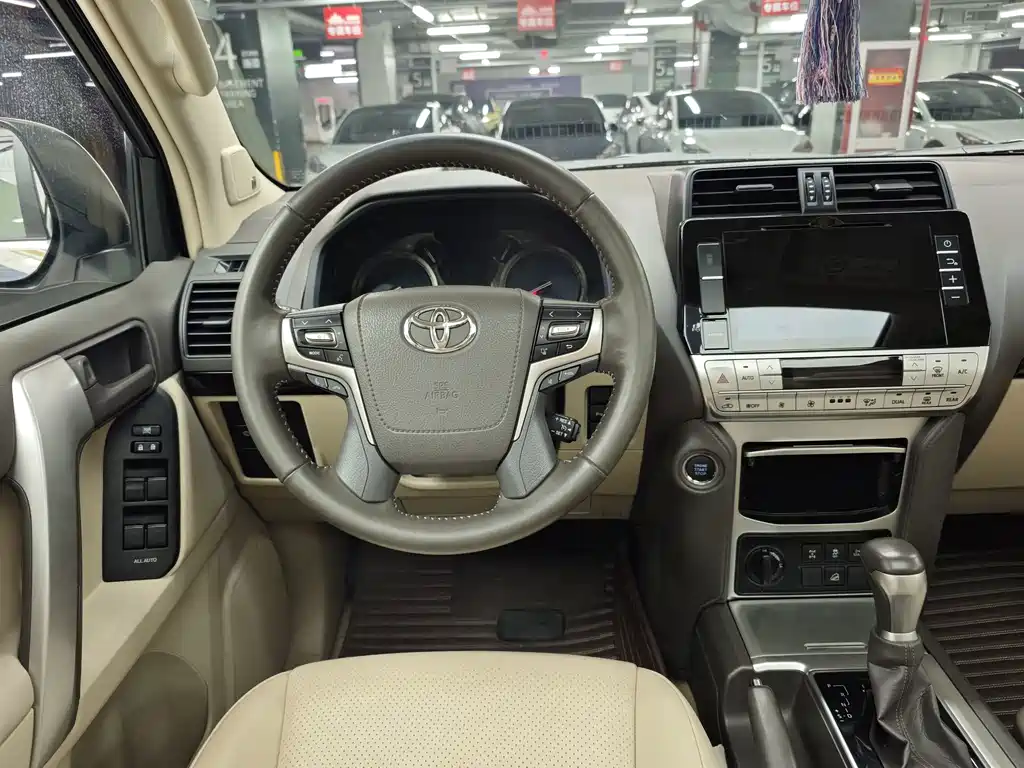 Toyota Prado (Import) — миниатюра 19