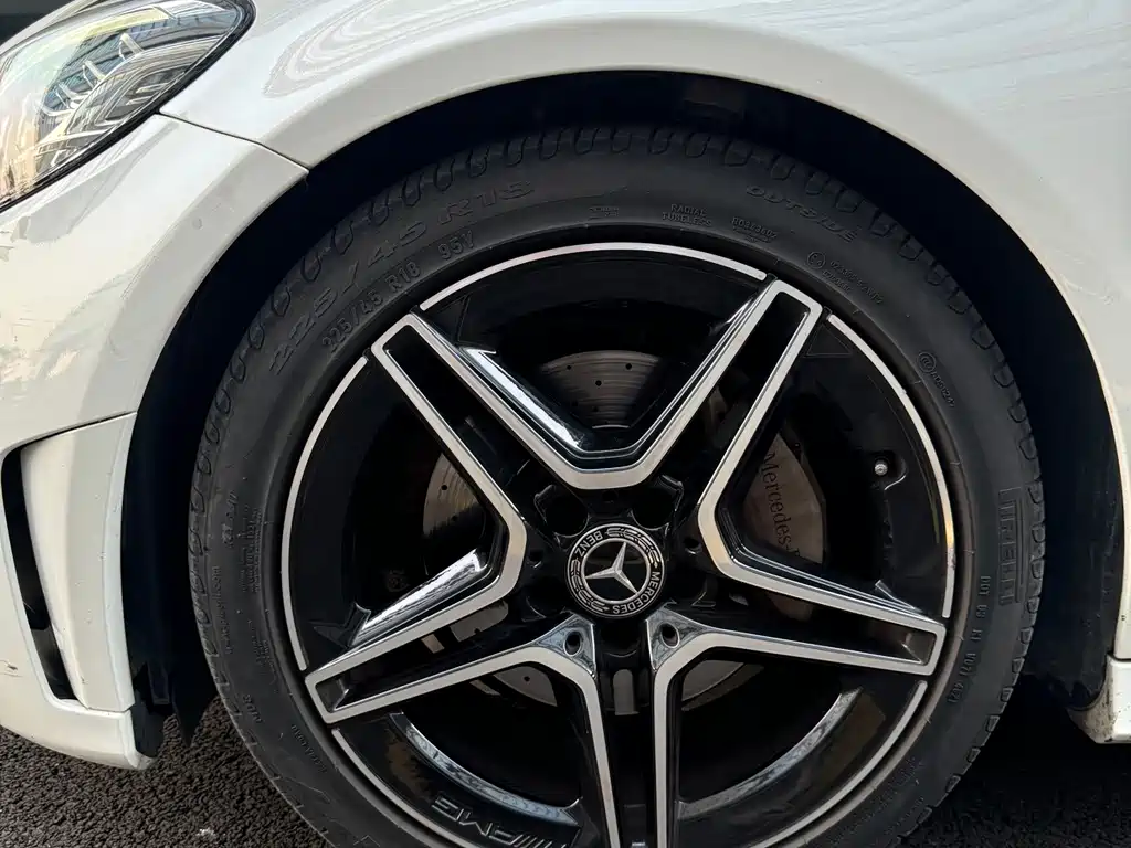 Mercedes-Benz C-Class (Import) — миниатюра 17