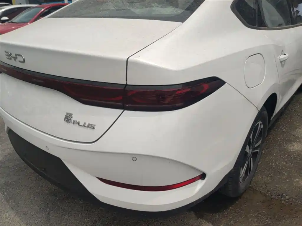 BYD Qin Plus PLUS 2025 DM-i Smart Drive 128KM