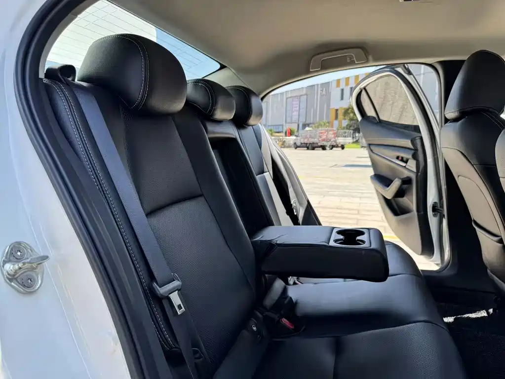 Mazda 3 Axela — миниатюра 22