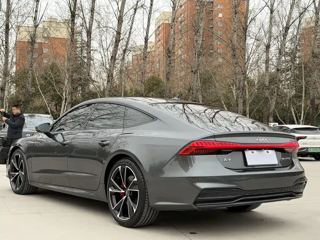 AUDI A7