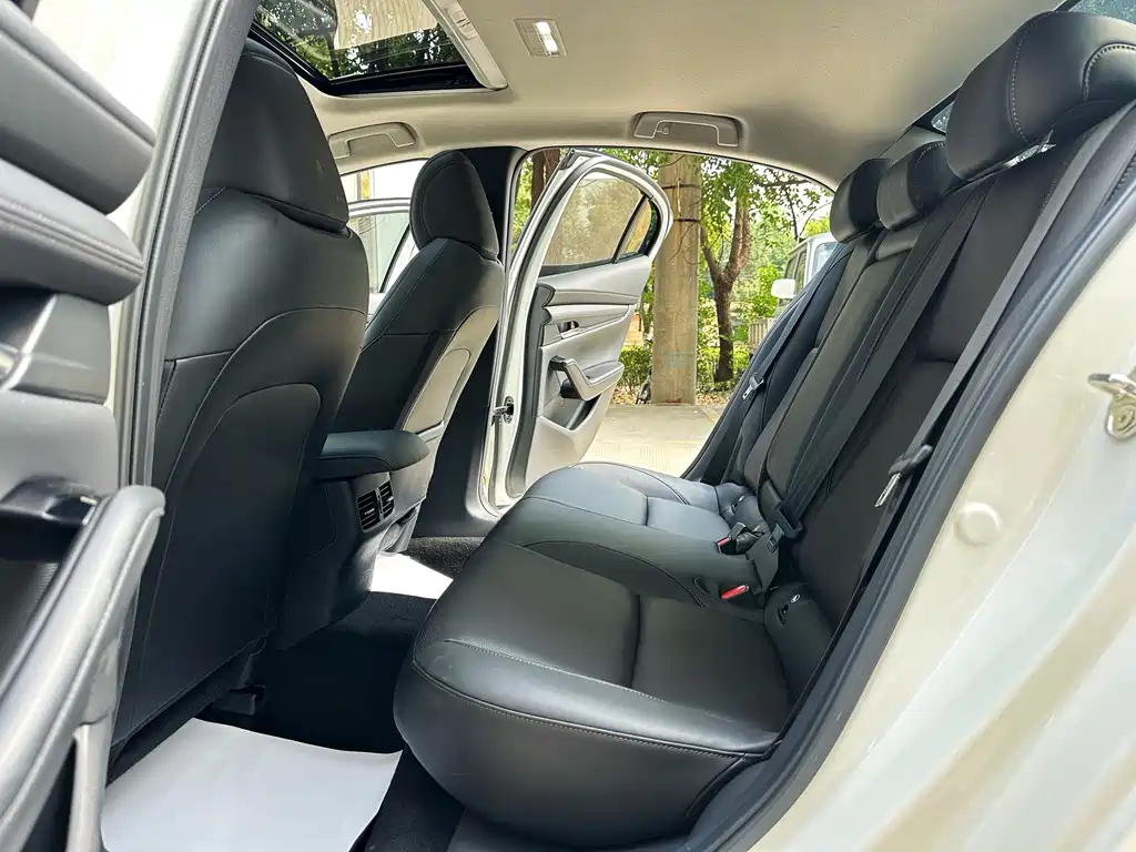 Mazda 3 Axela — миниатюра 5