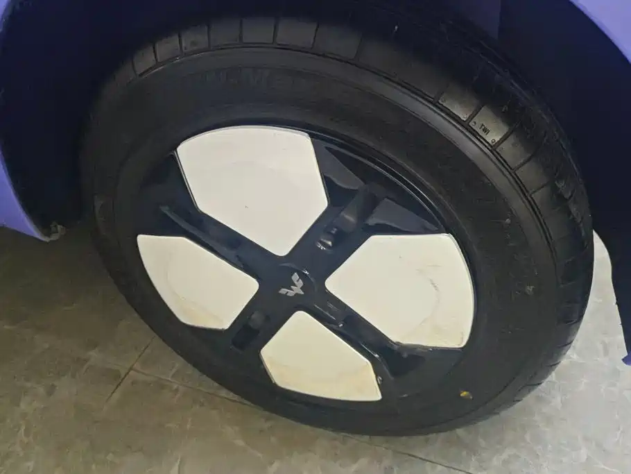 Wuling MINIEV — миниатюра 6