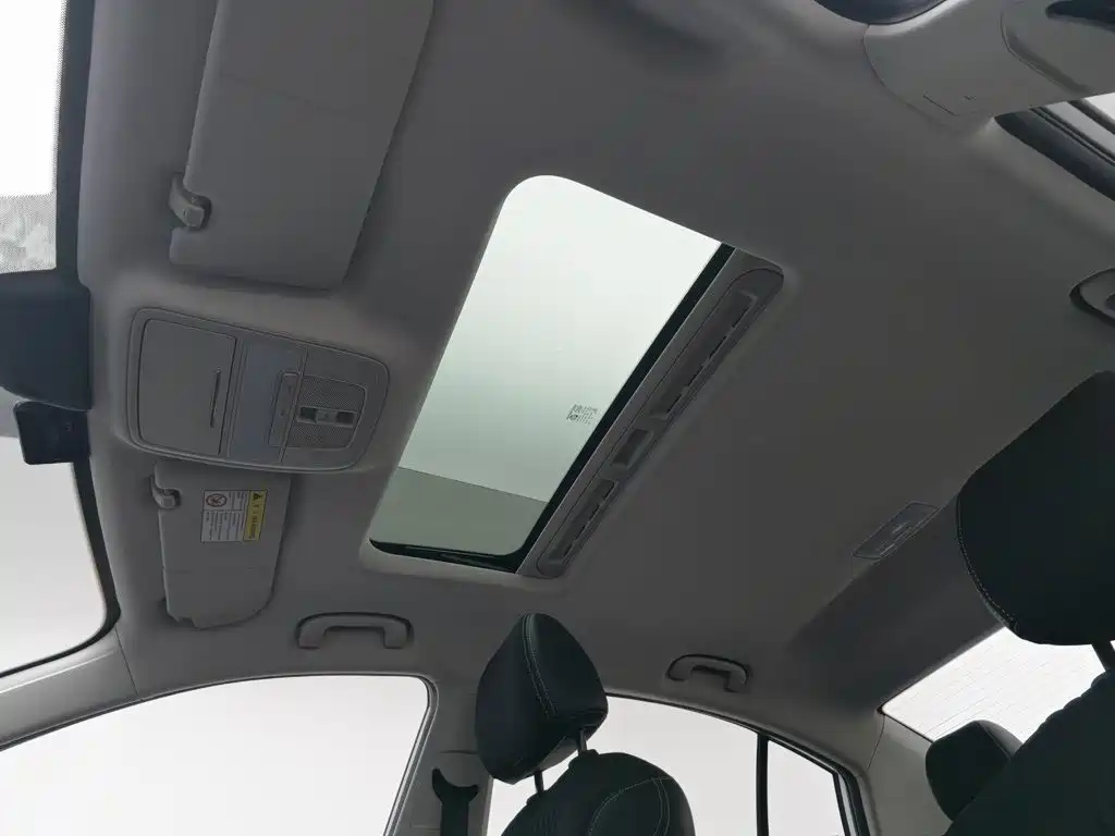 Roewe i5 — миниатюра 14