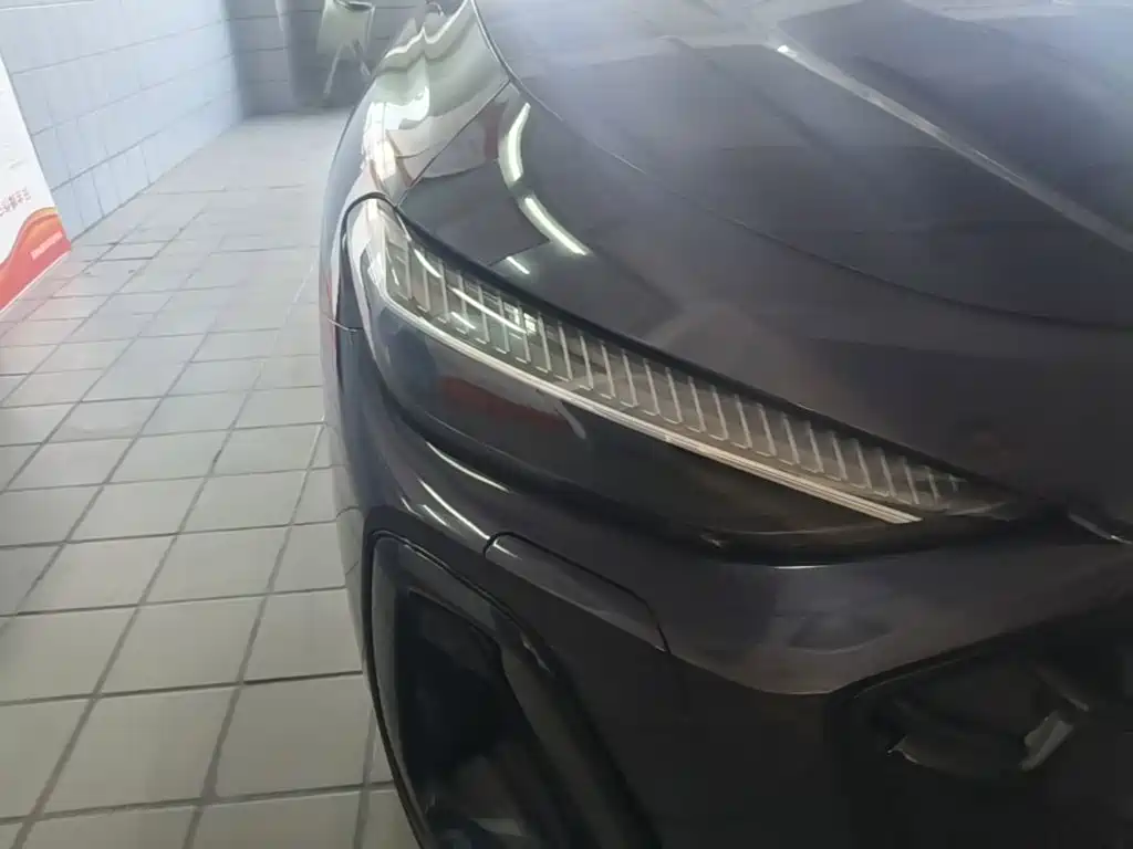 Audi A5L — миниатюра 11
