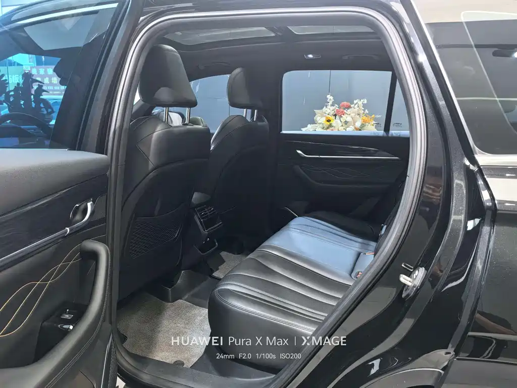 Geely Xingyue L — миниатюра 10