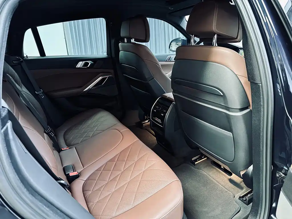 BMW X6 — миниатюра 12