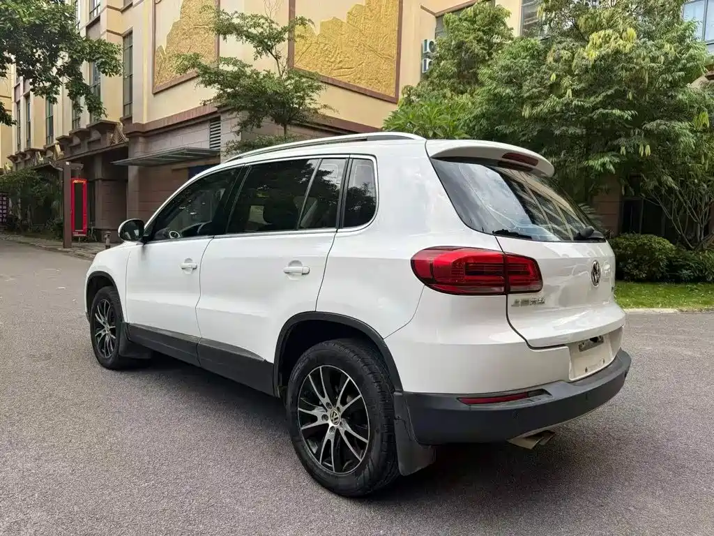 Volkswagen Tiguan — миниатюра 6