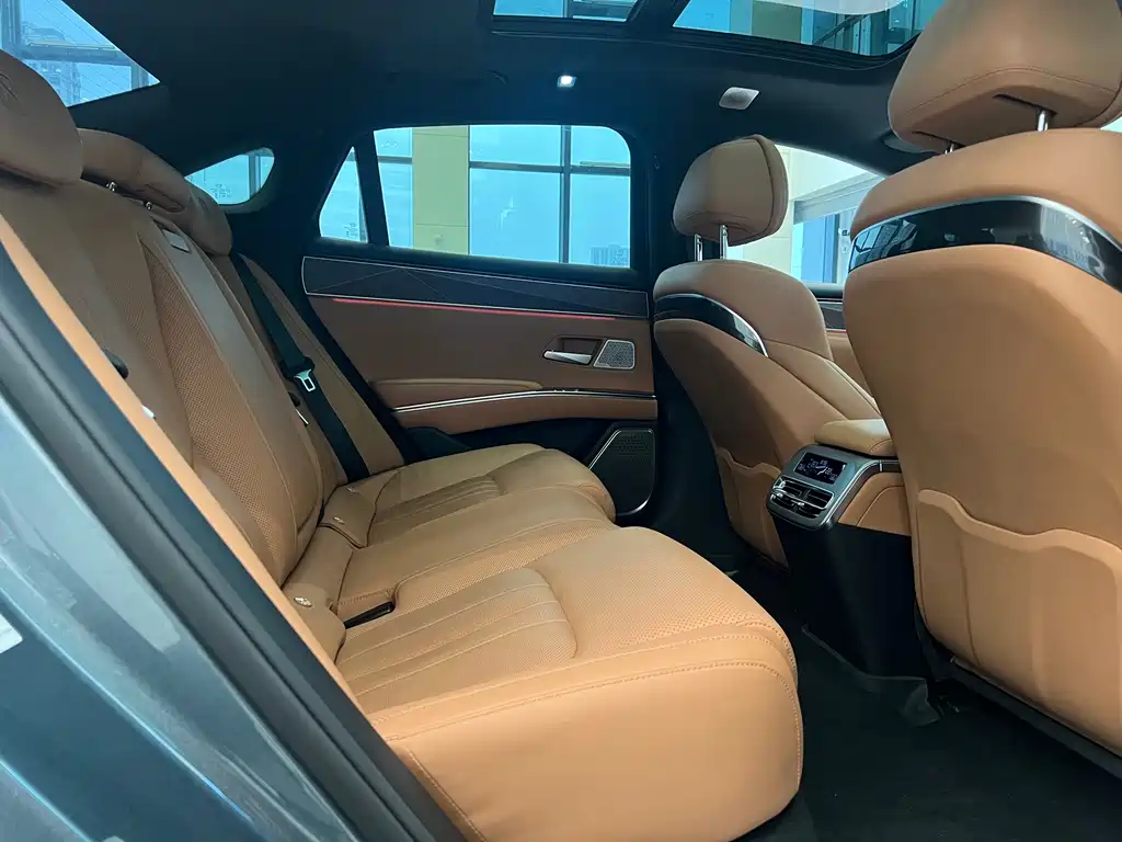BYD Han L — миниатюра 9