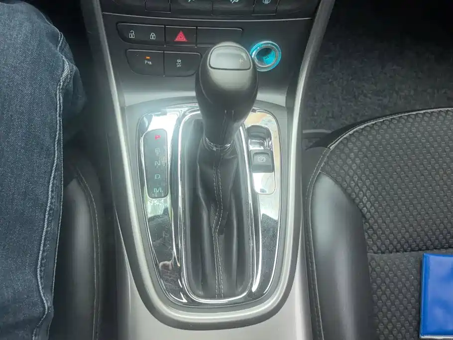 Chevrolet Malibu — миниатюра 16