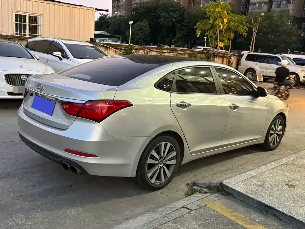 Hyundai Mistra — миниатюра 5