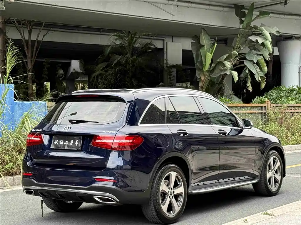 Mercedes-Benz GLC 2017 GLC 260 4MATIC Luxury