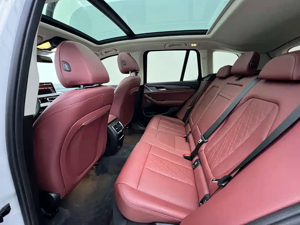 BMW X3 — миниатюра 7