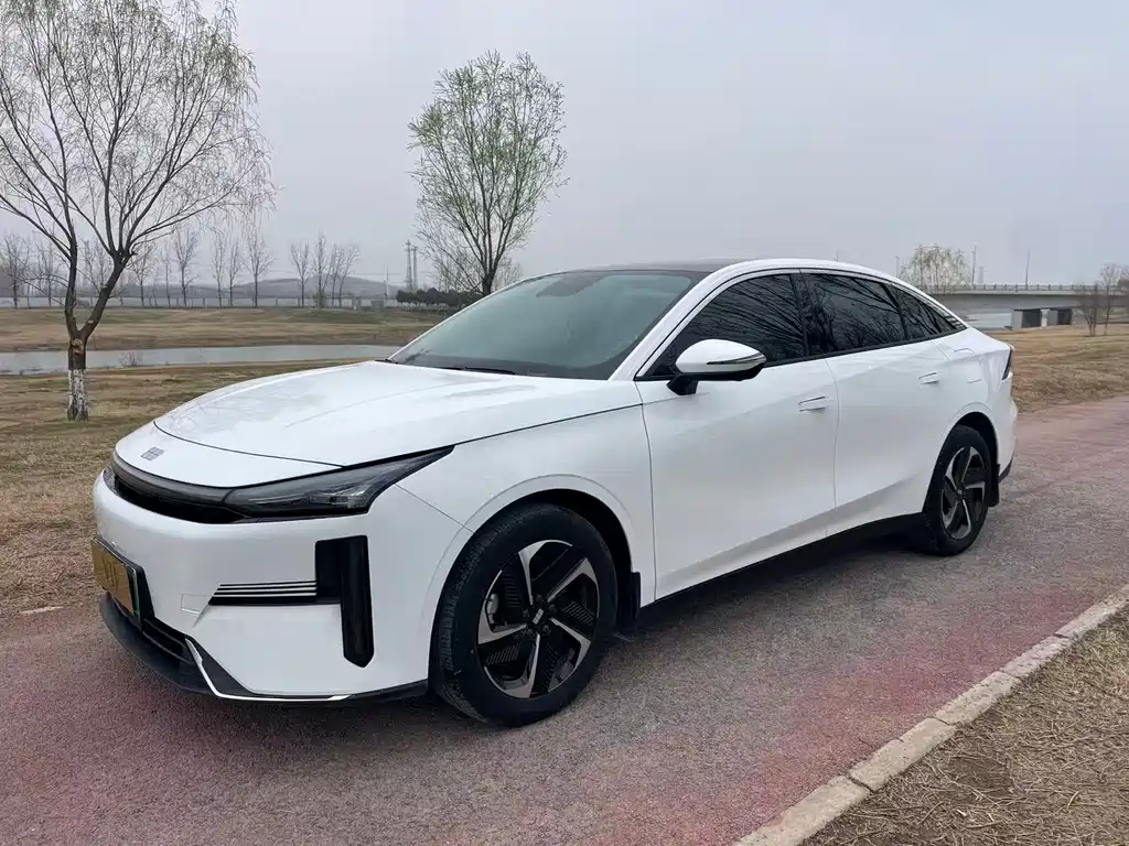 GEELY GALAXY GALAXY L6