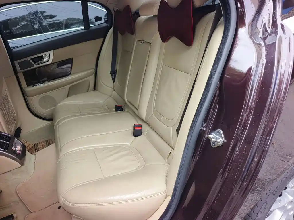 Jaguar XF — миниатюра 15