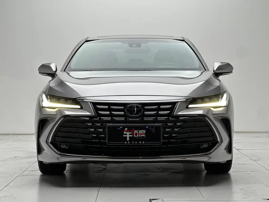 Toyota Avalon — миниатюра 2