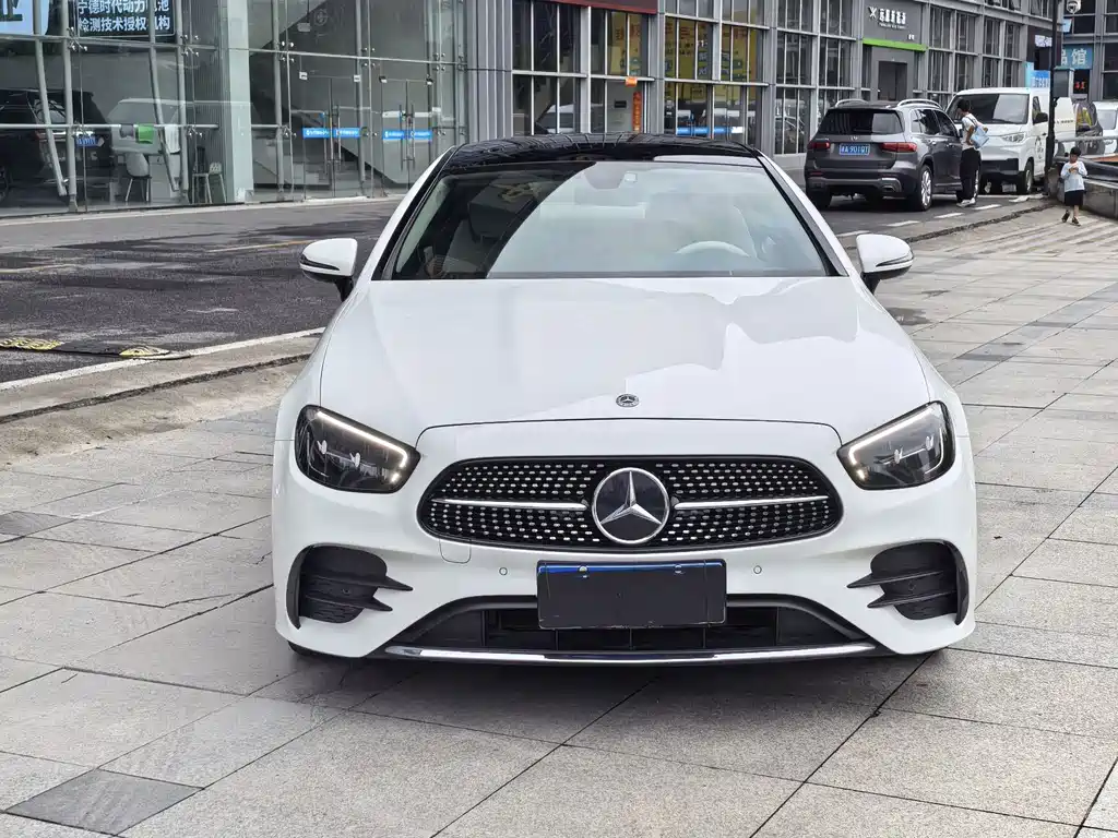 Mercedes-Benz E-Class E 2023 E 260