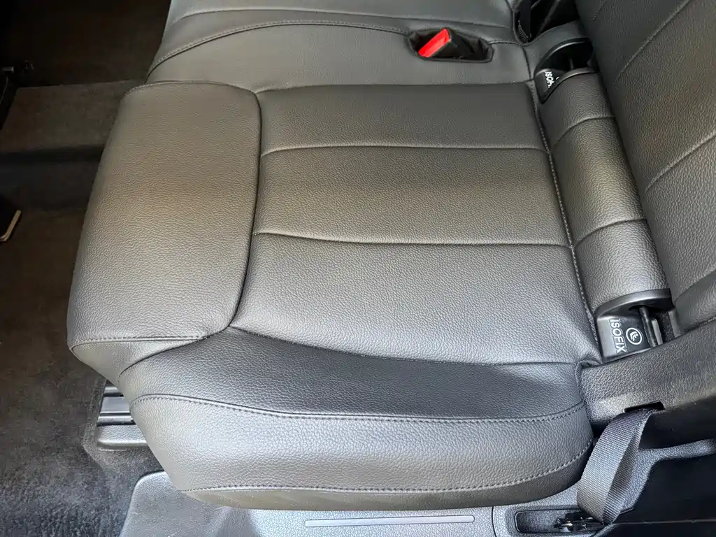 Mercedes-Benz GLB — миниатюра 16