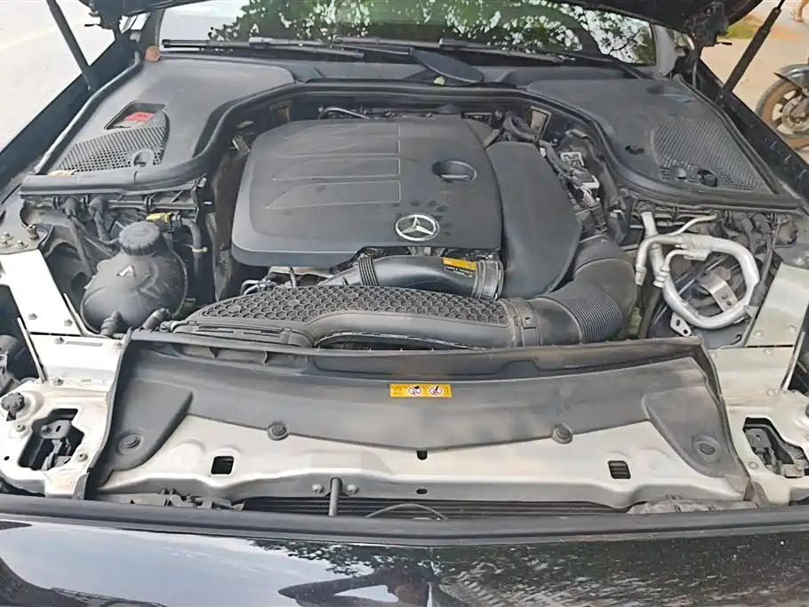 Mercedes-Benz E-Class E 2023 E 300 L Luxury
