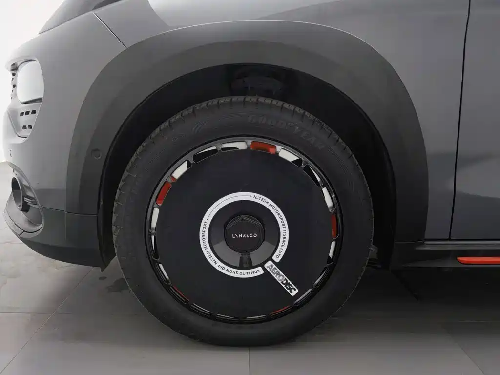 Lynk & Co 02 — миниатюра 17