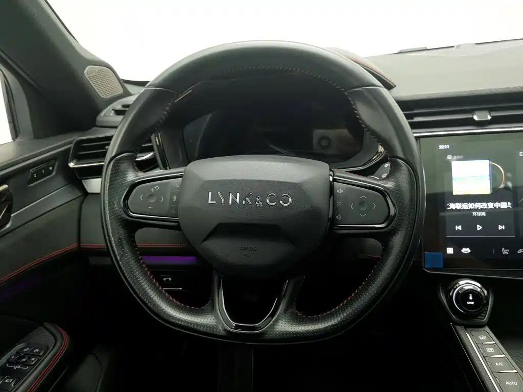Lynk & Co 05 — миниатюра 11